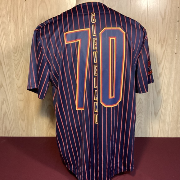 NBA Cleveland Cavaliers pinstriped Button down jersey mens size XL - Picture 4 of 11